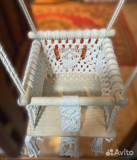 Детская качель макраме