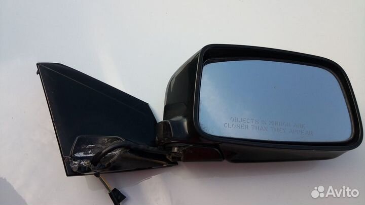 Зеркало правое Mitsubishi Lancer Cedia 2000-2003г