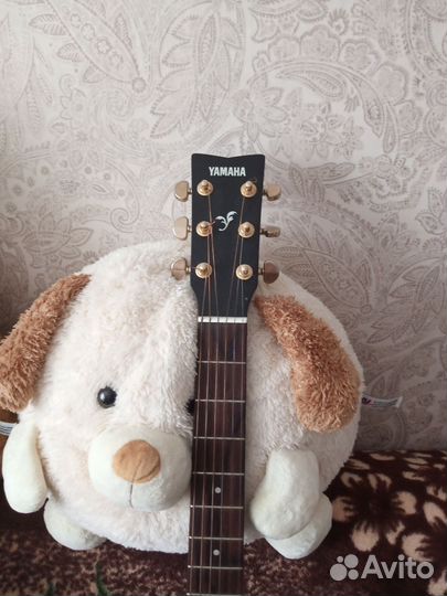 Гитара yamaha
