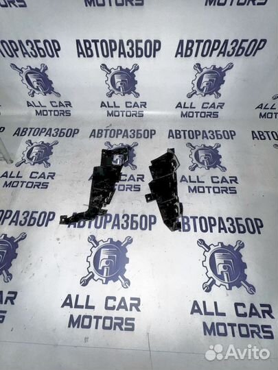 Кронштейны Фар BMW 5 E39 M52B20Tu