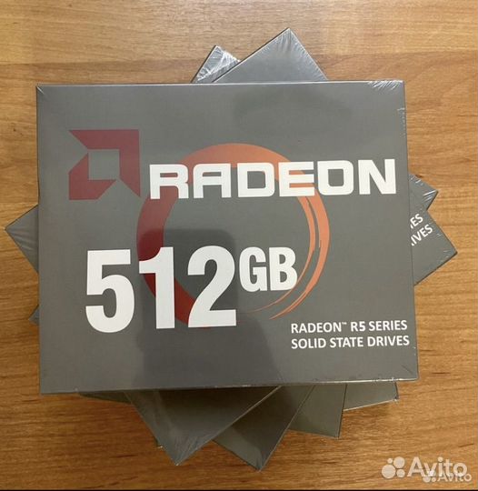 SSD накопитель AMD Radeon R5 2.5