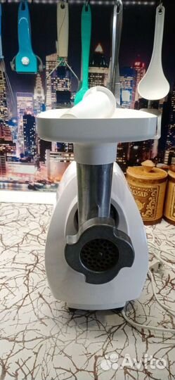 Мясорубка электрическая