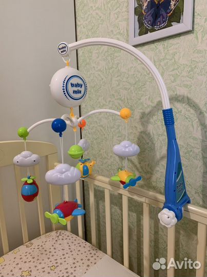 Мобиль на кроватку музыкальный