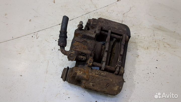 Суппорт Toyota RAV 4, 2003