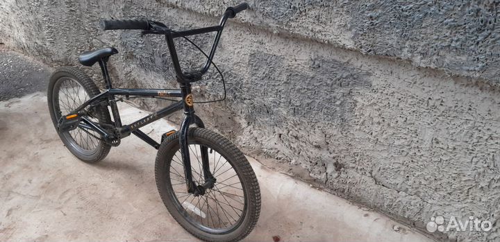 Трюковой велосипед bmx