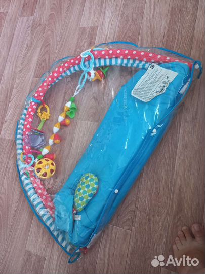 Развивающий коврик