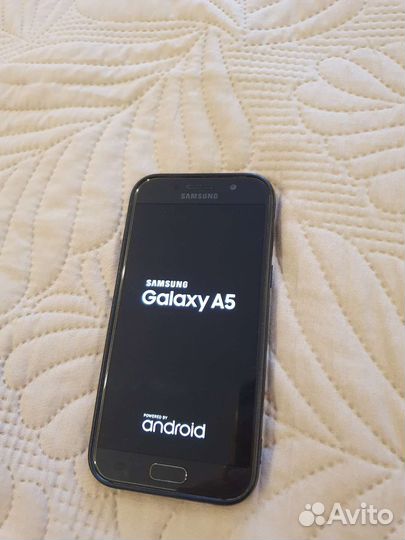 Телефон Samsung galaxy a5 2017