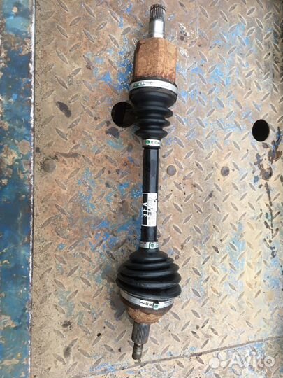 Привод левый Volkswagen polo