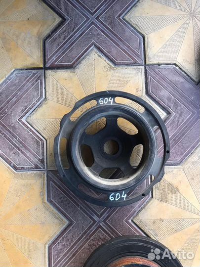 Шкив коленвала Mercedes Benz ом604