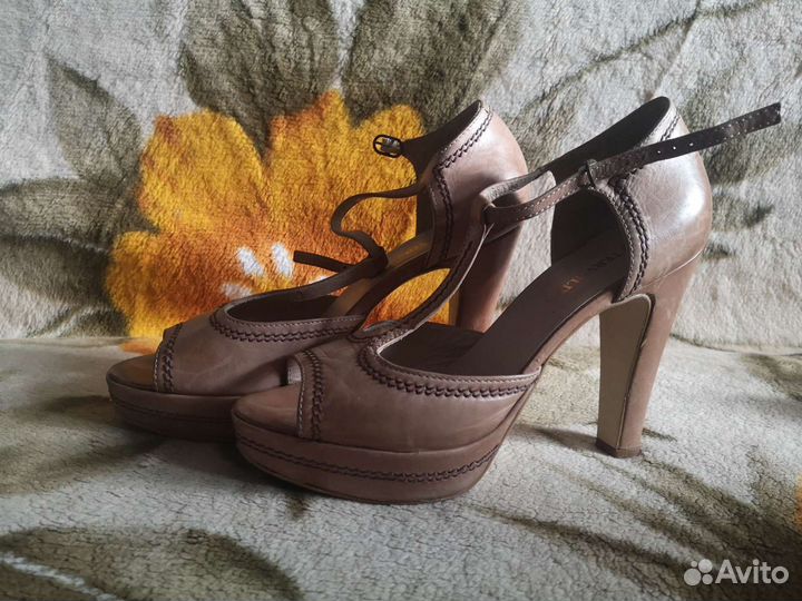 Кожаные босоножки б/у 39 tervolina