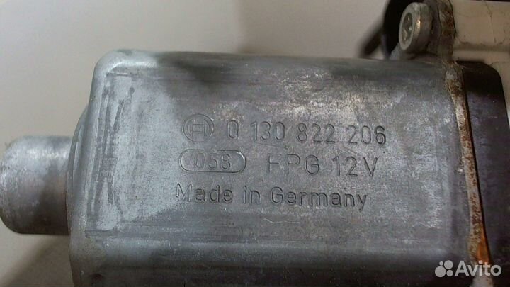 Стеклоподъемник электрический Mitsubishi Colt, 200