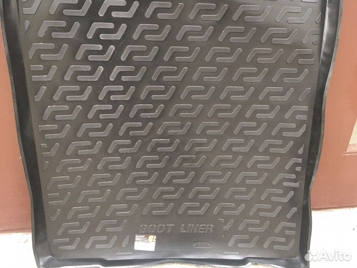 Автомобильный коврик Веста