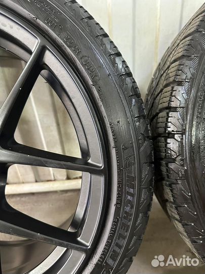 Продаю Зимние колеса BMW новой резине Michelin