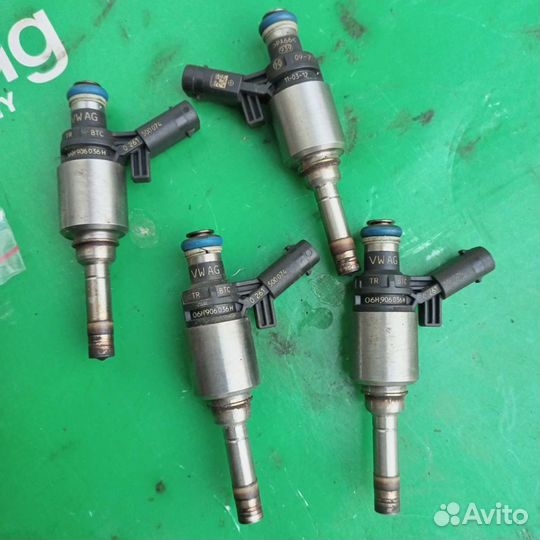 Топливная форсунка оригинальный номер 06Н906036Н