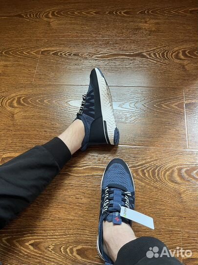Кроссовки мужские
