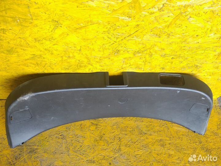 Накладка крышки багажника Mazda 3 Хэтчбек BL 1.6