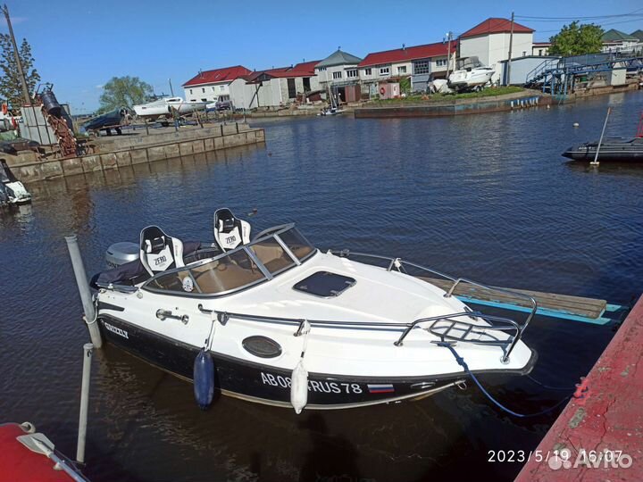 Катер Grizzly 580 cruizer