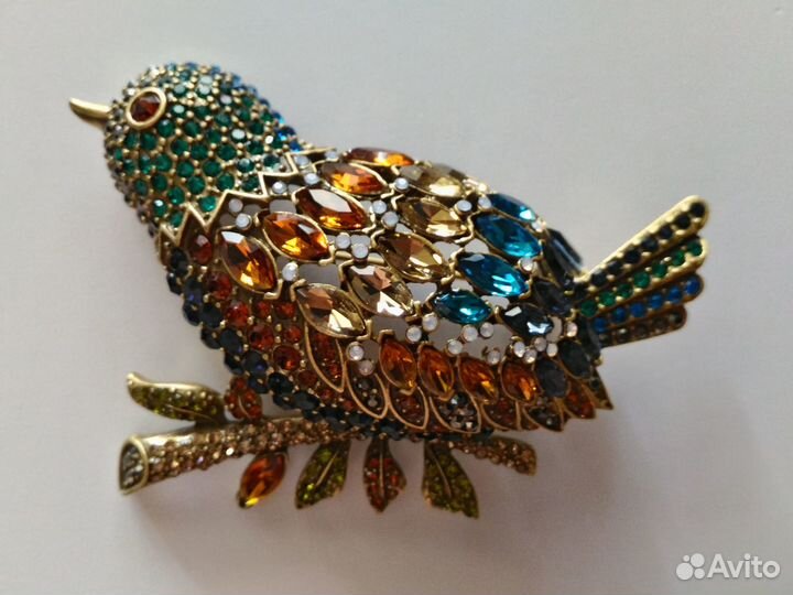 Дизайнерская брошь 