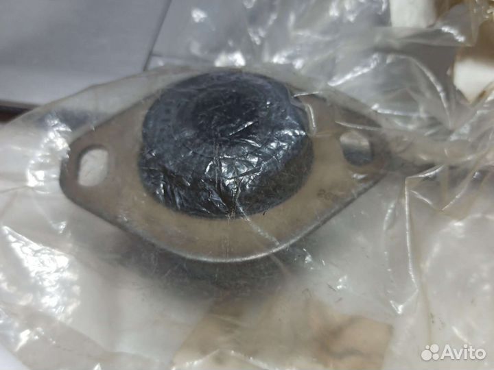 Опора МКПП Citroen. C4