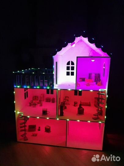 Кукольный домик