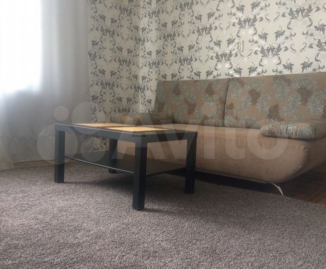 2-к. квартира, 50 м², 3/3 эт.