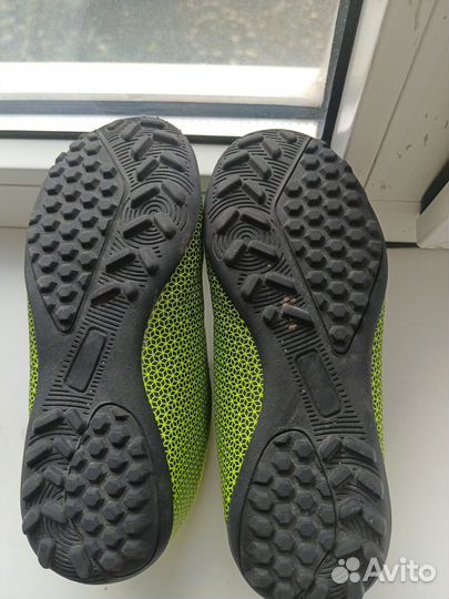 Детские футбольные бутсы 27р