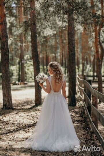 Свадебное платье 42 44