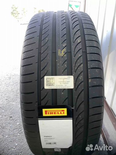 Pirelli Powergy 245/45 R18 100Y