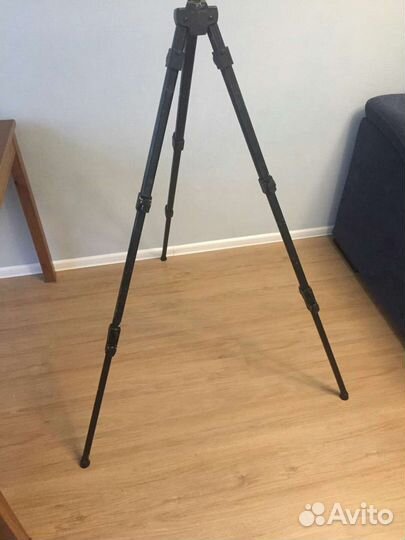 Штатив Ginoart. 180 см