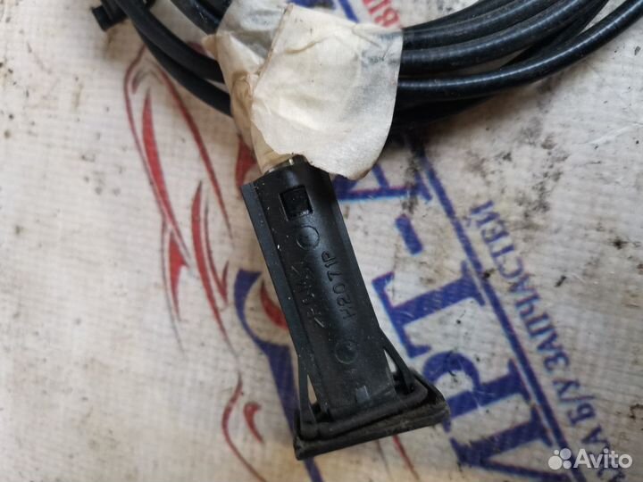 Трос лючка бензобака kia venga