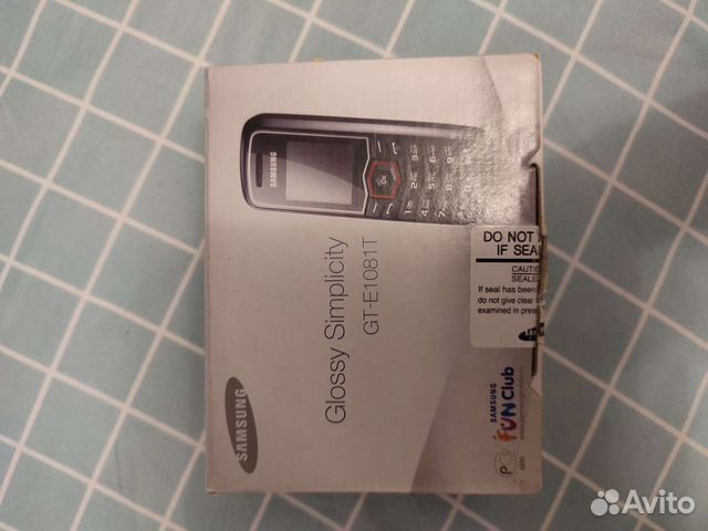 Samsung E 1081
