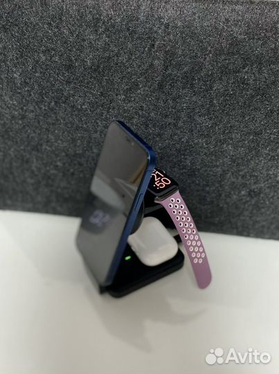 Беспроводная зарядка 3 в 1