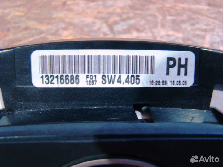 Opel Astra H Панель приборов Z16XEP МКПП