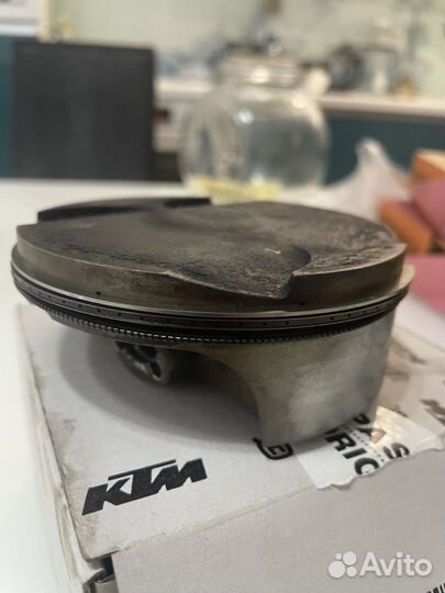 Поршень KTM 450 EXC 200 м.ч. Оригмнал