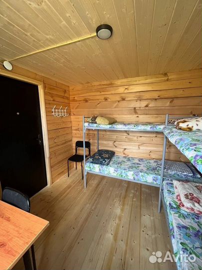 Уборщица, охранник