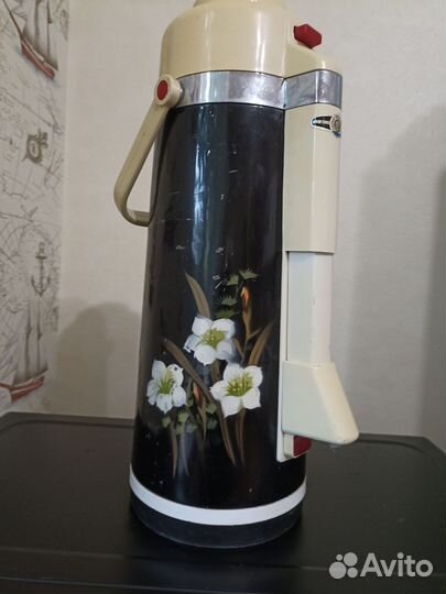 Термос китайский с помпой 3 литра