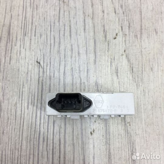 Индикатор ремня безопасности Renault logan 2