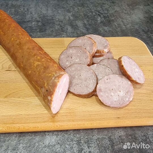 Колбаса и цельнокусковые деликатесы на заказ