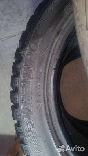 Hankook Winter I'Pike W409 215/50 R17 91T