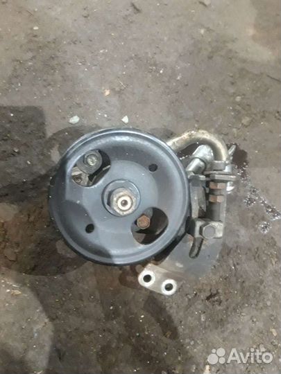 Насос гура Ниссан Тиана j31 Мурано 3.5