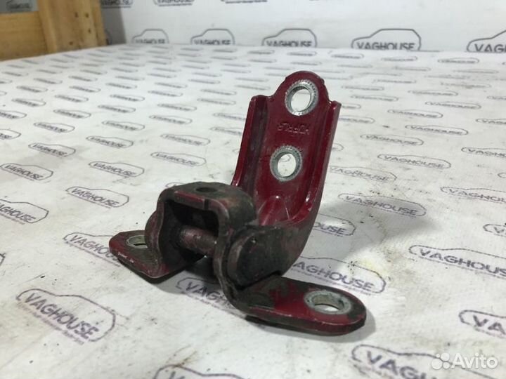 Петля двери передняя правая Kia Ceed 2.0 G4GC 2009