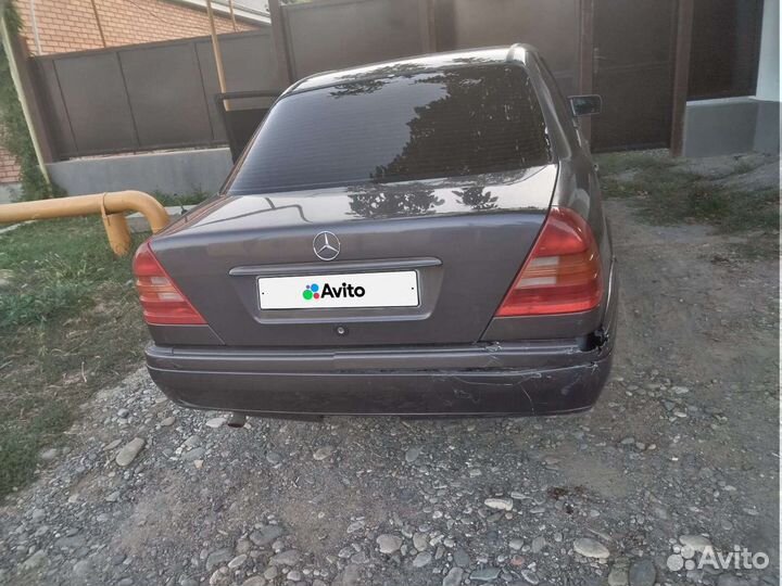 Mercedes-Benz C-класс 1.8 МТ, 1994, 250 000 км