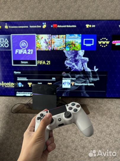 Sony PlayStation 4 + 78 игр