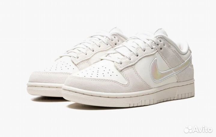 Кроссовки Nike Dunk Low wmns Iridescent Swoosh