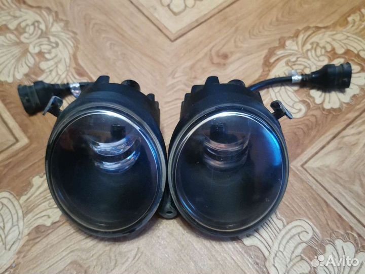 Противотуманки на рено сандеро
