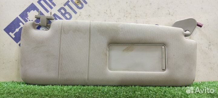 Козырек солнцезащитный передний правый Bmw 750I