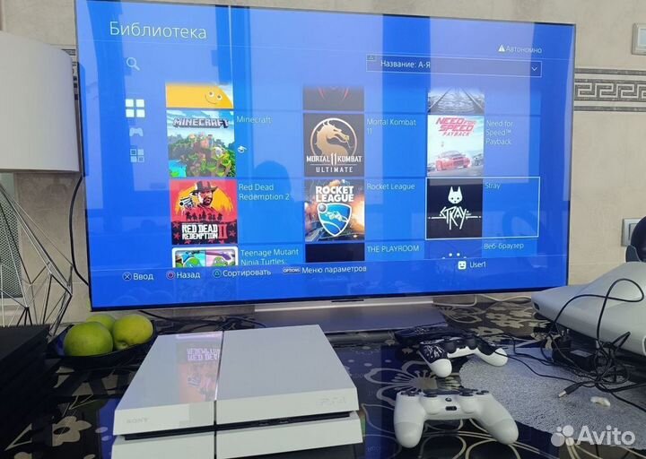 Sony Playstation 4 + 200 игр