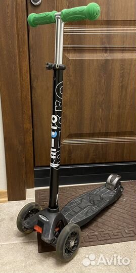 Самокат Maxi micro led (2 комплекта колес)