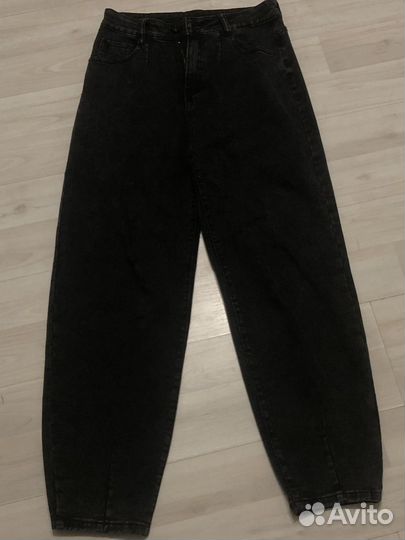 Джинсы широкие