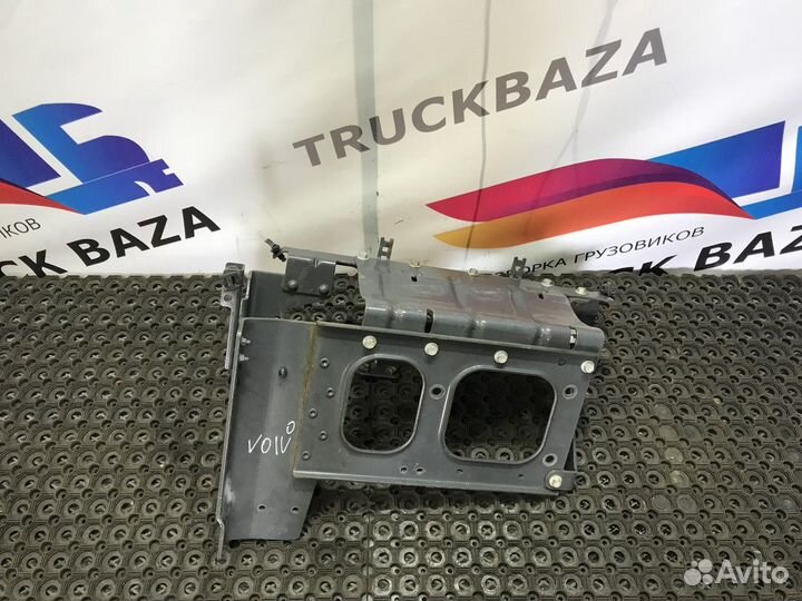 Кронштейн осушителя Volvo FH